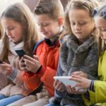 Jak české děti tráví čas na internetu