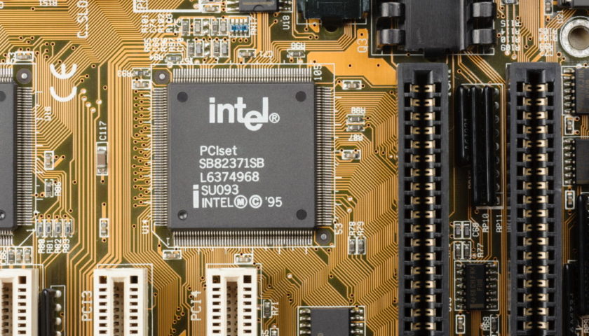 Intel čipy výroba